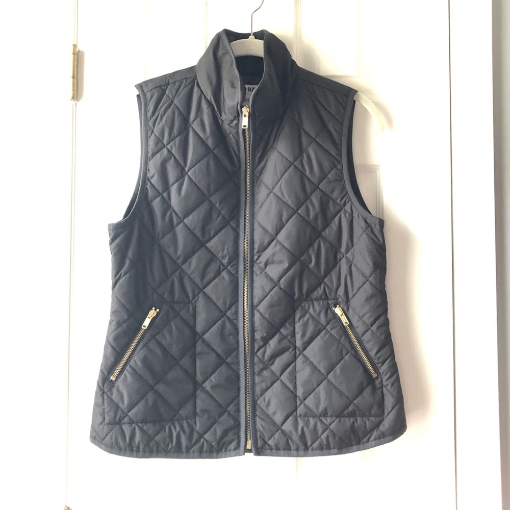 Old Navy Black Quilted Puffer Vest